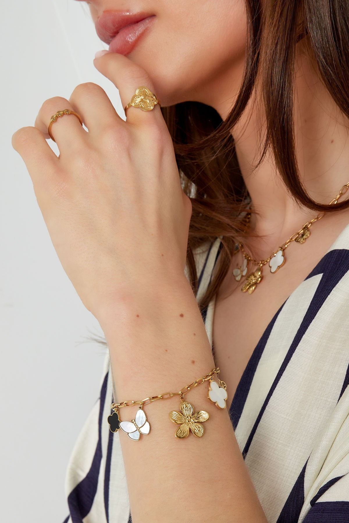Chuncky Flower Bracelet