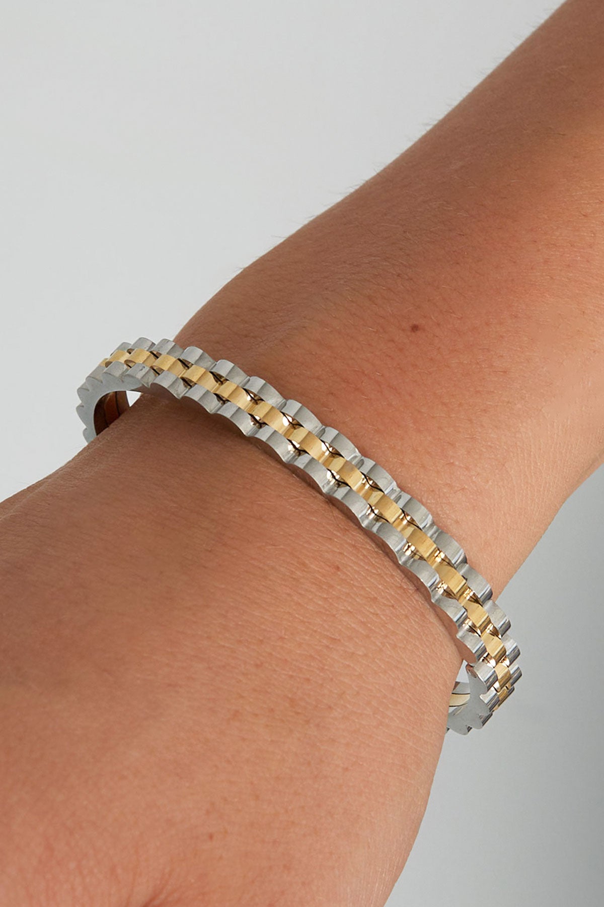 Linked Bangle - Silver