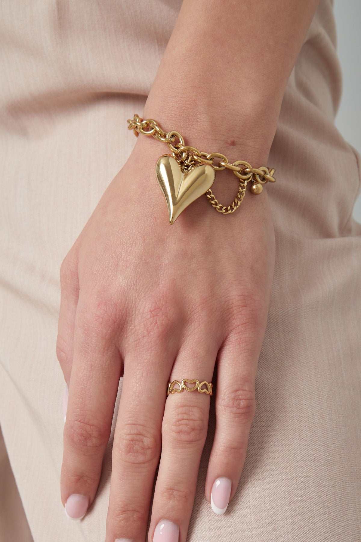 Lovely Chain Bracelet - Gold