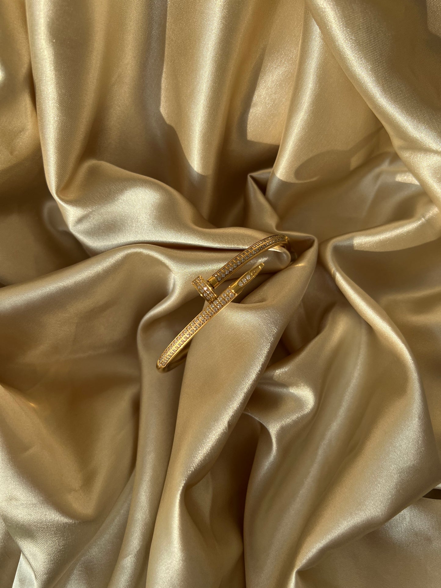 Gold Sparkle Spike Bangle