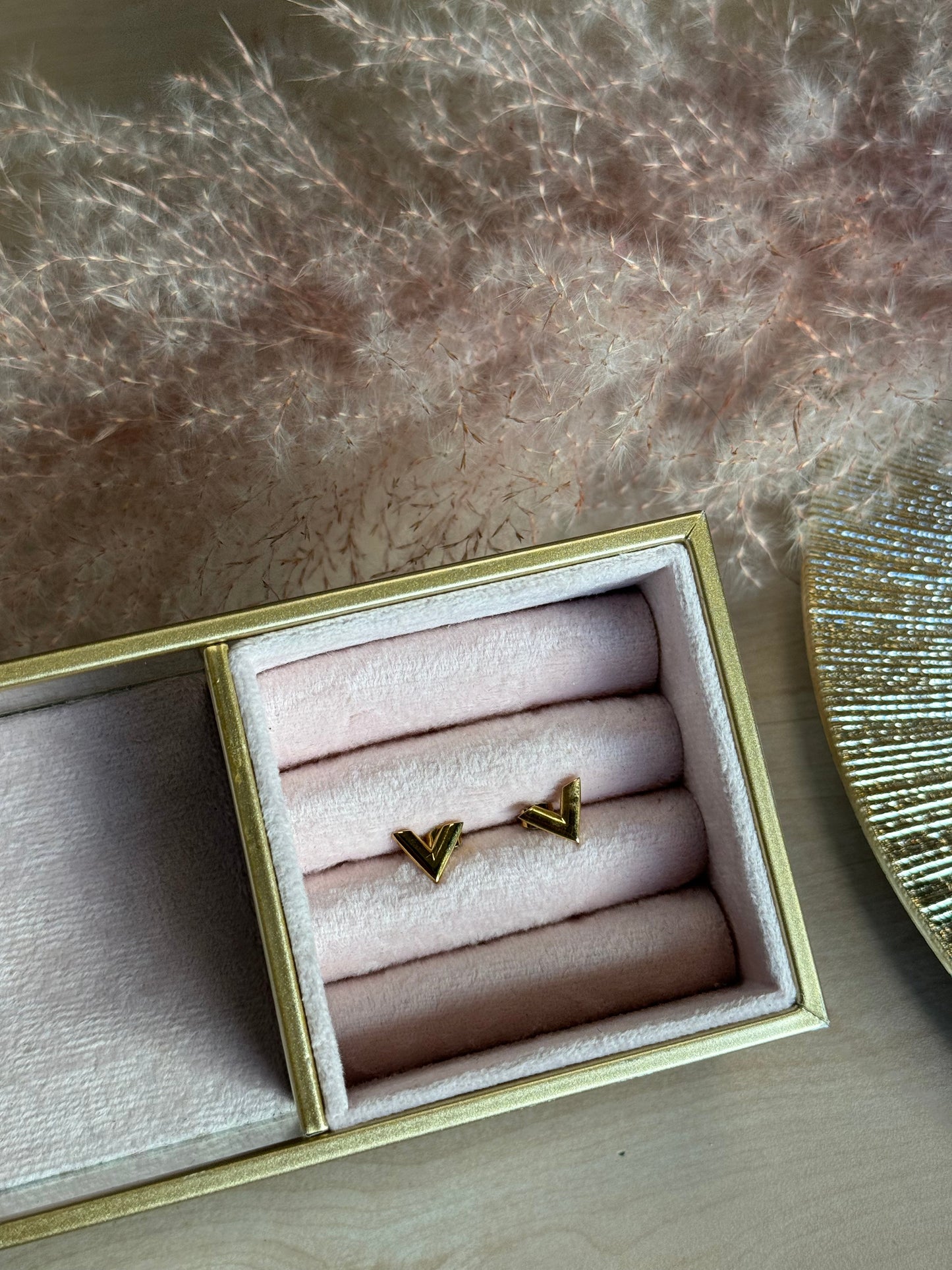 V Studs - Gold