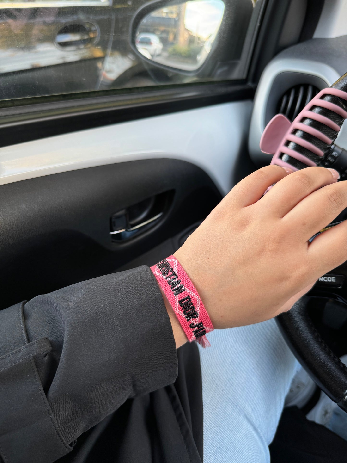 CD bracelet - Bubblegum Pink