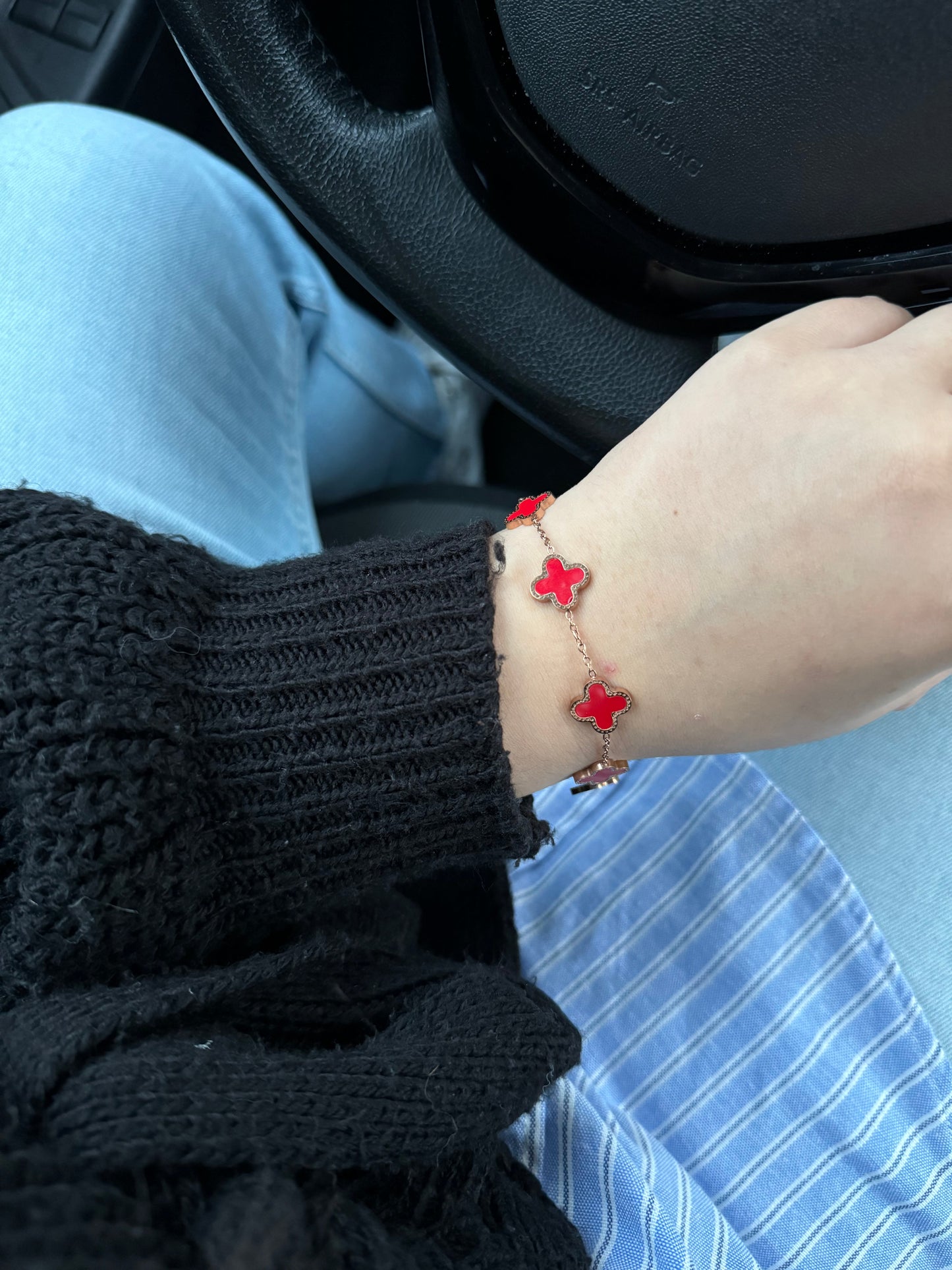 Lucky Bracelet - Gold / Red