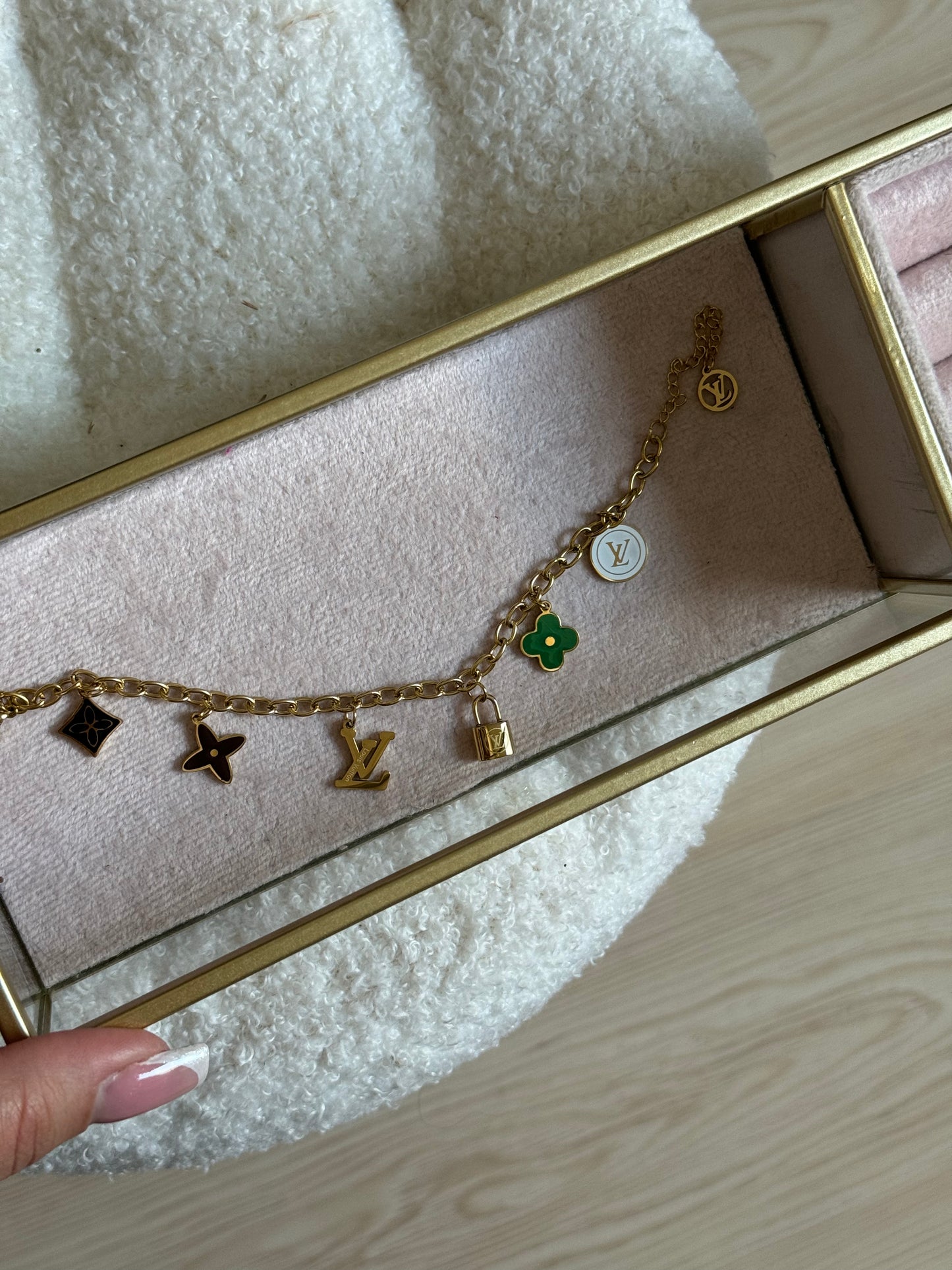 V Bracelet - Colorful Charms
