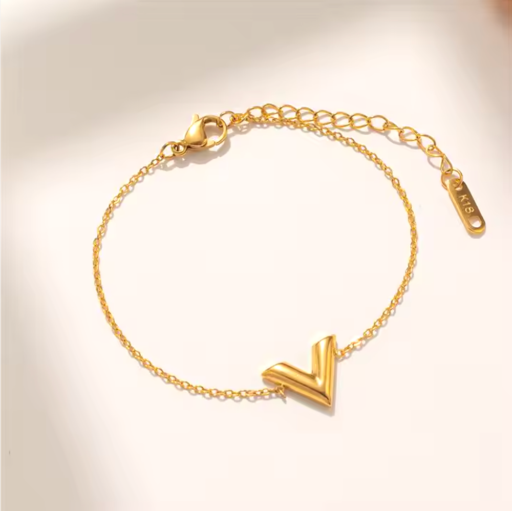 V Bracelet - Gold