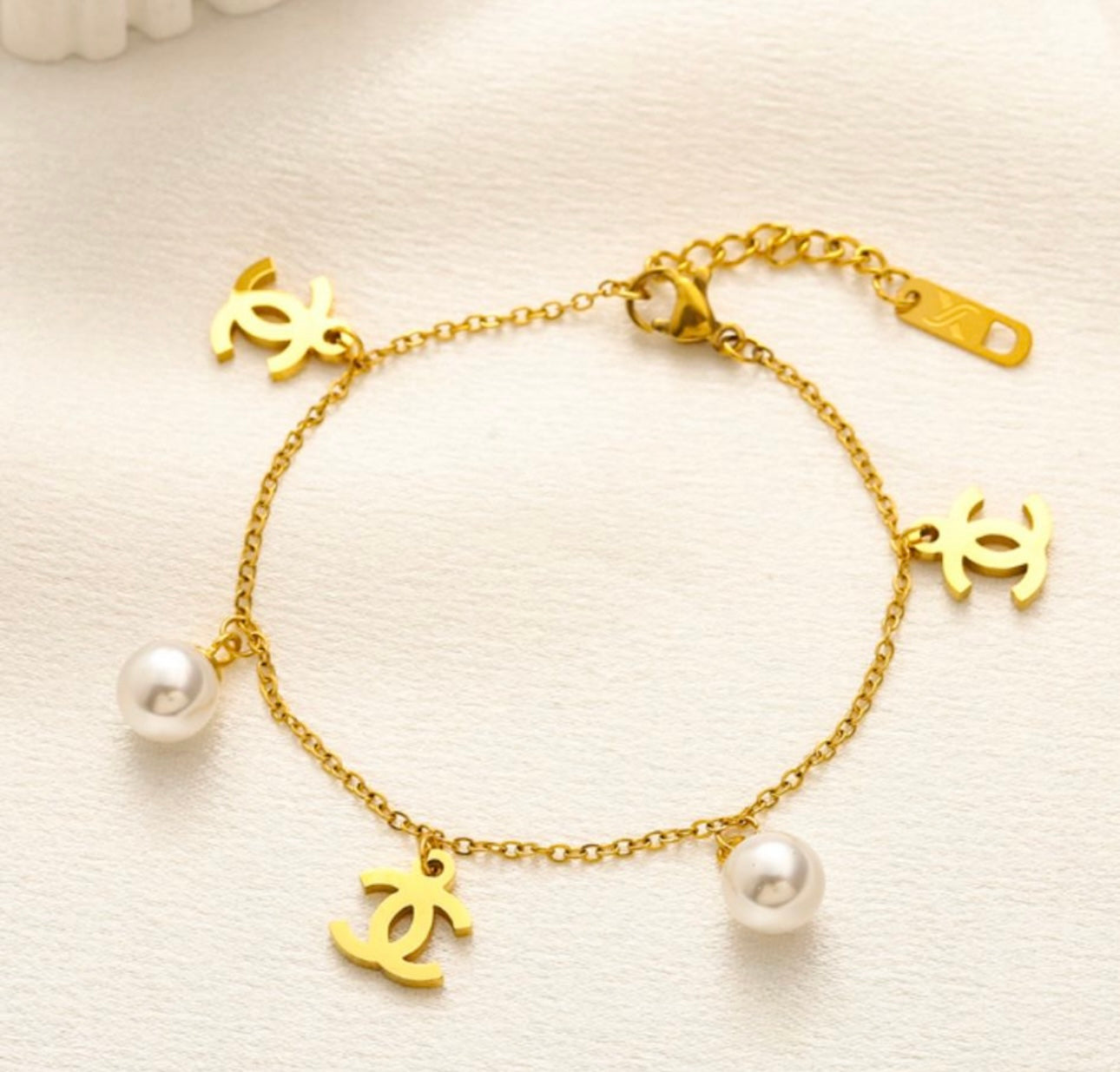 C Logo Pearl Bracelet