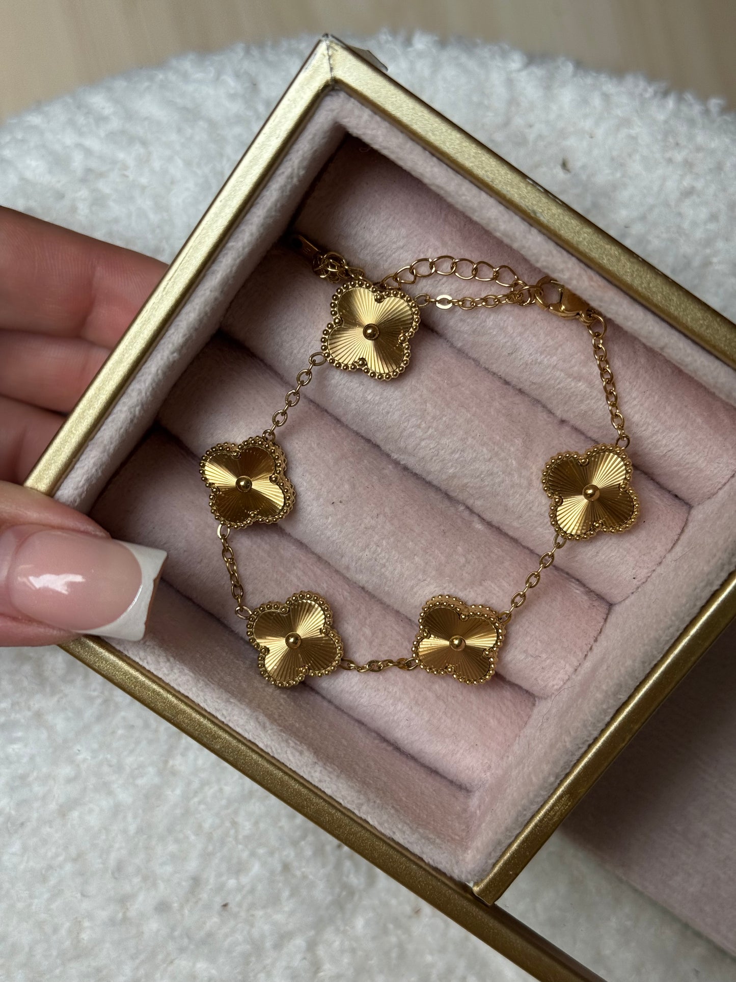 Lucky Clover Premium - Gold