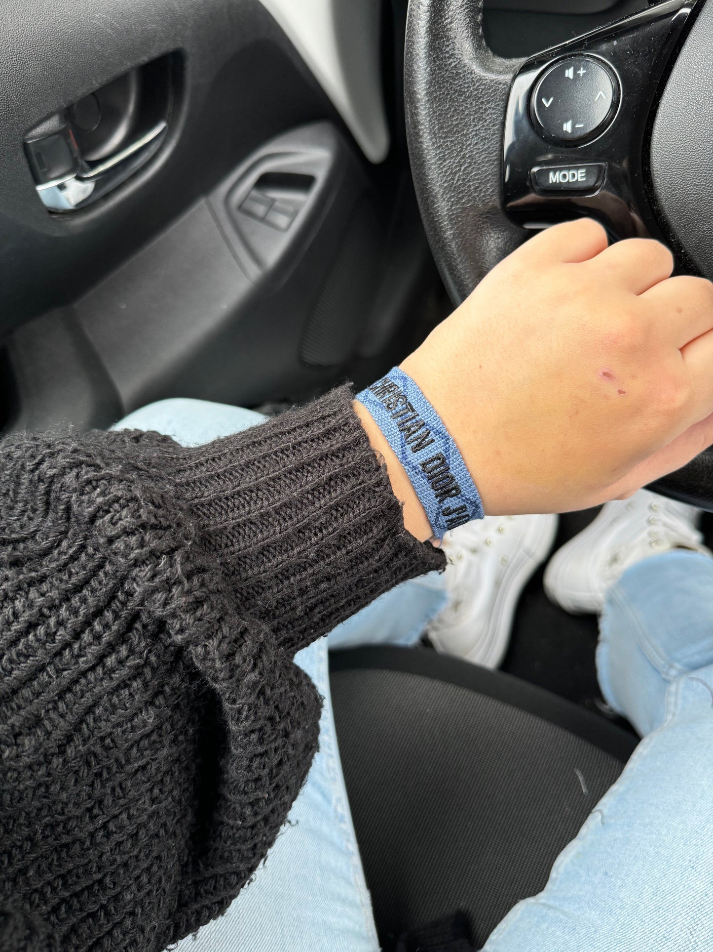 CD Bracelet - Aztec Navy
