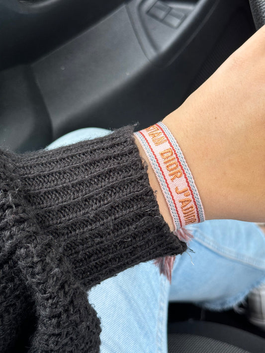 CD Bracelet - Special Salmon