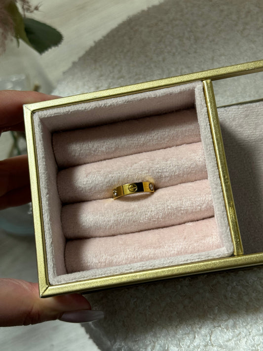 Screw Ring Diamond
