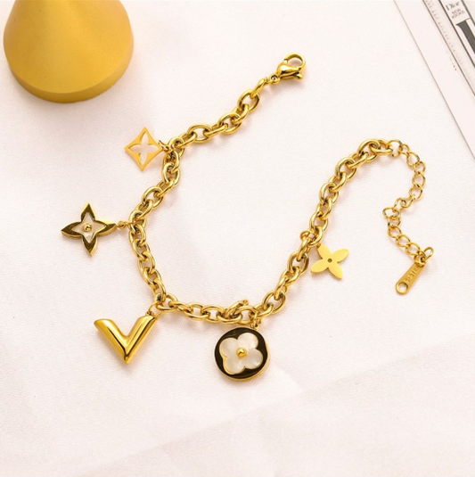 V Charming Bracelet